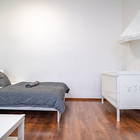 Family Apartment Острава Екстер'єр фото