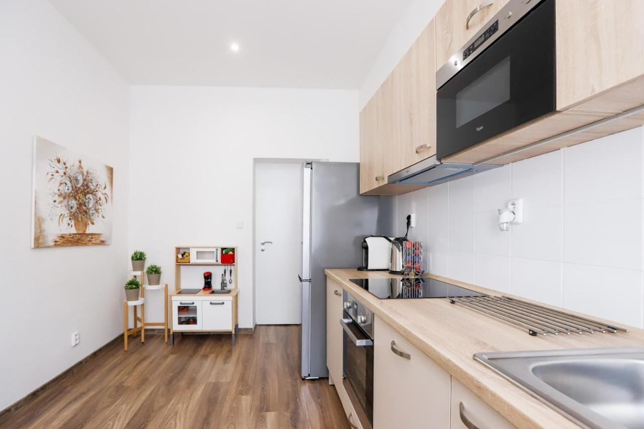 Family Apartment Острава Екстер'єр фото