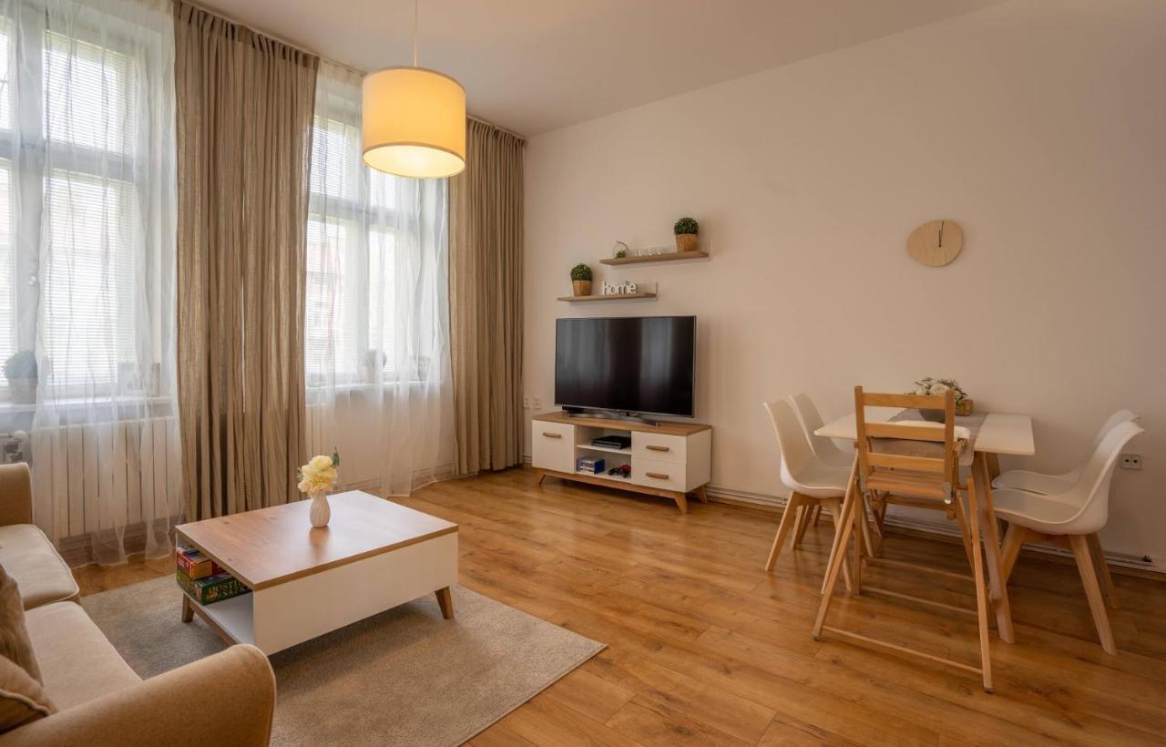 Family Apartment Острава Екстер'єр фото