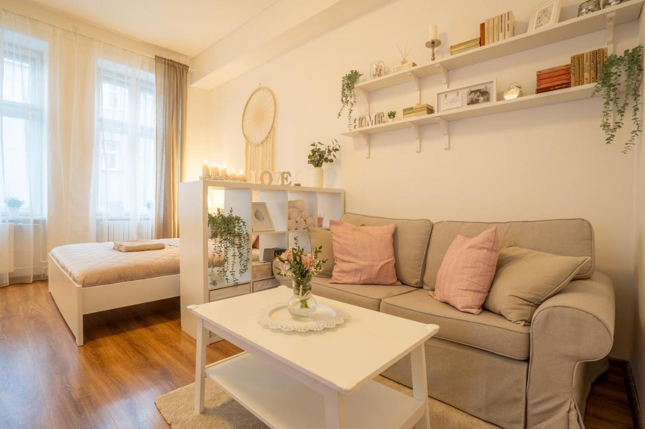 Family Apartment Острава Екстер'єр фото